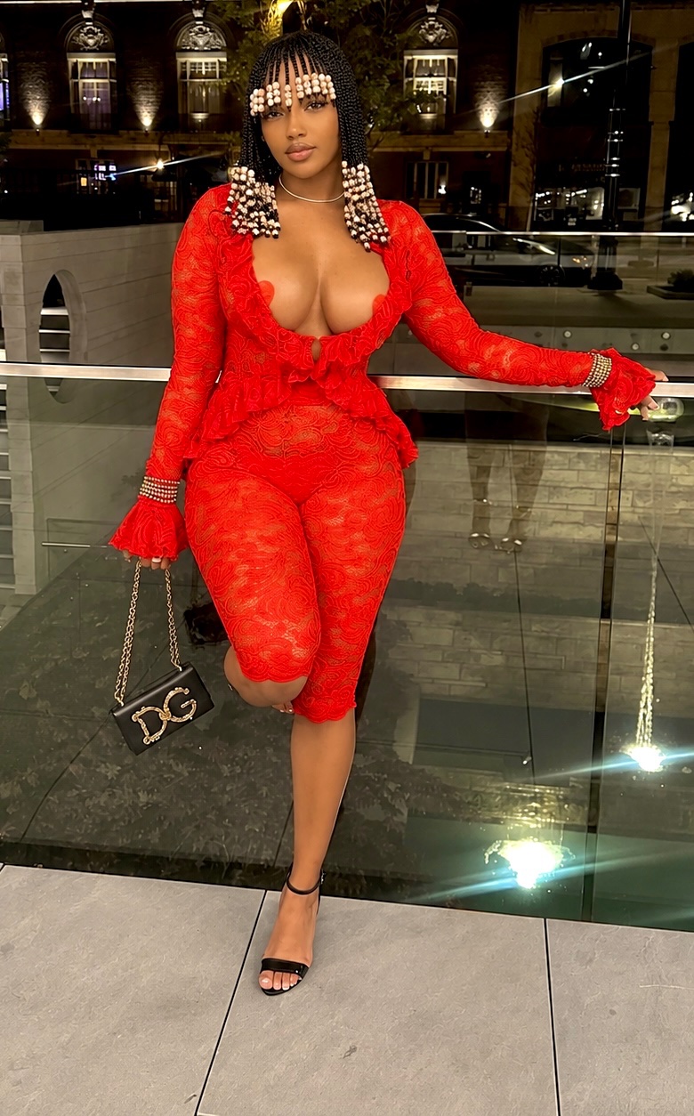 Ensemble dentelle rouge glamour