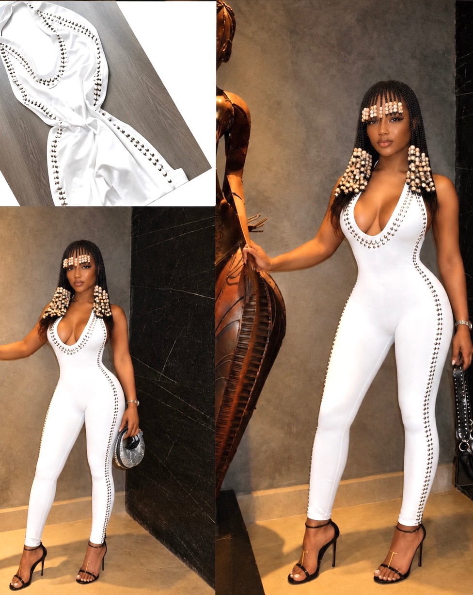 Combinaison moulante cloutée blanche